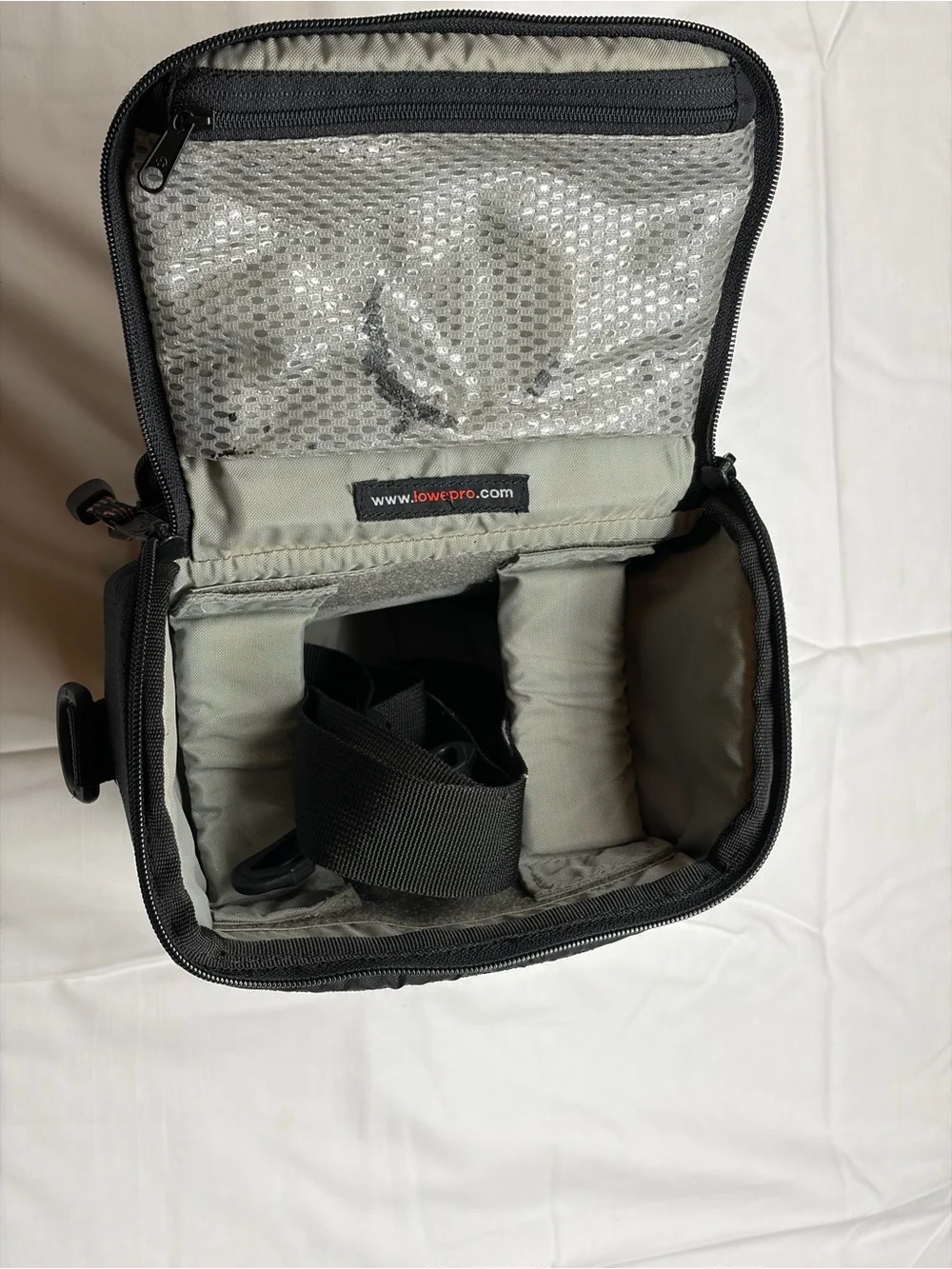 Lowepro TLZ 1 Black Compact Messenger Camera Bag